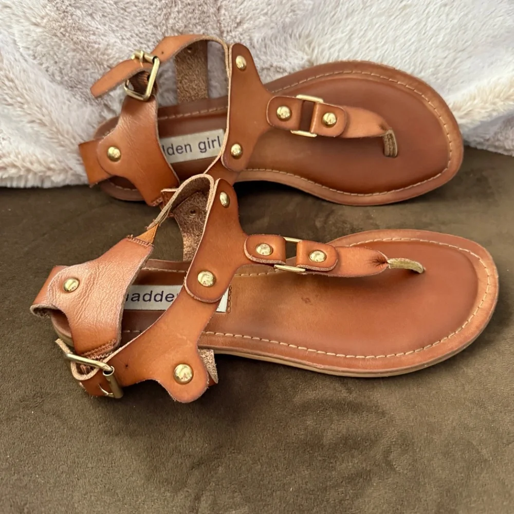 Steve Madden Girl Sushi Thong Faux Leather Ankle Strap Studded Sandals sz7
